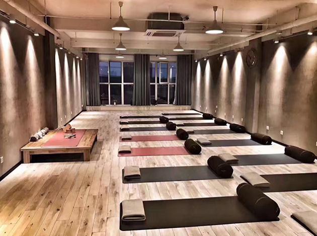 北京瑜伽培训学校,18年瑜伽教练培训认证机构