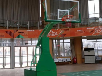 户外篮球场器材大全 篮球架地板安装维护 梁山篮球架订做