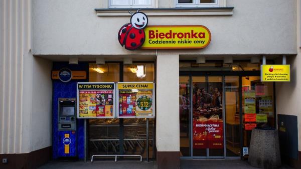 It's started again in Biedronka. Take 2 pieces and you'll pay 9.99 PLN for the duvet! Promotions also in Lidl