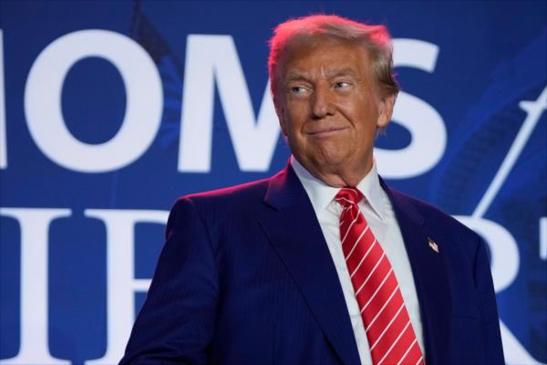 Do<em></em>nald Trump