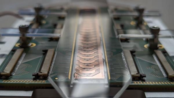 Milan startup opens world-first production facility for glass-ba<em></em>sed quantum photo<em></em>nic chips