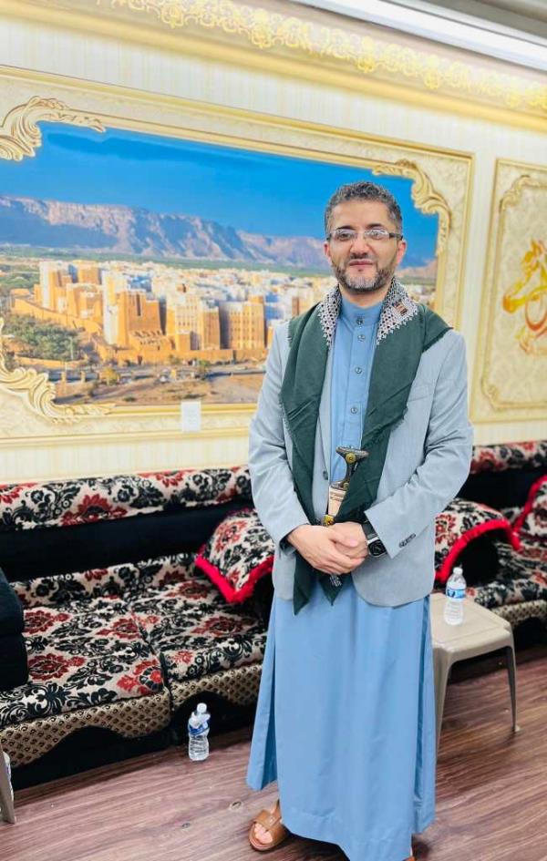 Amer Ghalib in traditio<em></em>nal yemeni clothing. 