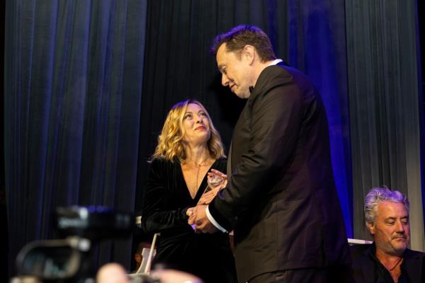 Musk, 53, presented Meloni, 47, with the coveted award from the Atlantic Council think tank.