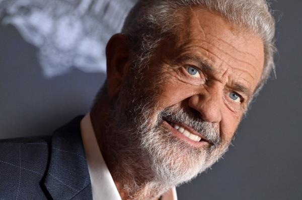 Mel Gibson at the "Mo<em></em>nster Summer" premiere