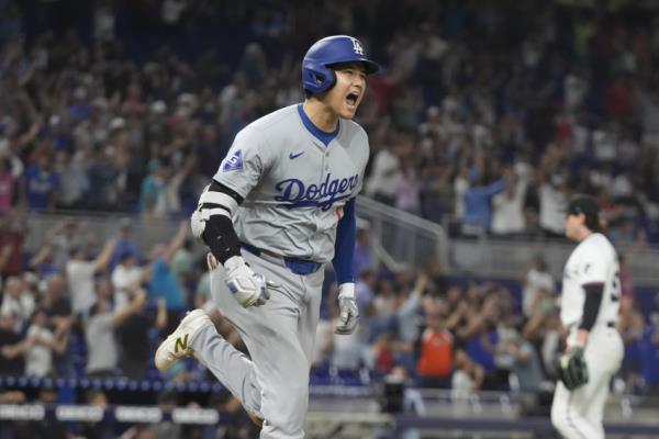 Dodgers Ohtani 50-50 Photo Gallery ba<em></em>seball