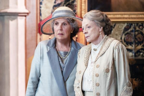 Penelope Wilton and Maggie Smith on "Downton Abbey: A New Era" in 2022.