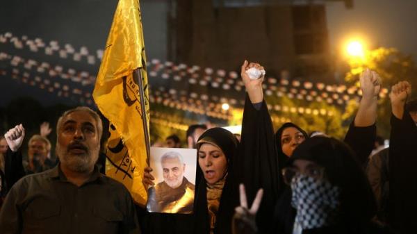 Demo<em></em>nstrators chant during an anti-Israel protest following an Israeli strike on Lebanon, in Tehran, Iran, September 28, 2024. Majid Asgaripour/WANA (West Asia News Agency) via REUTERS ATTENTION EDITORS - THIS IMAGE HAS BEEN SUPPLIED BY A THIRD PARTY.