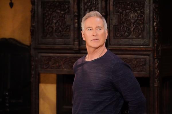 Hogestyn wanted to be an oral surgeon before moving to Los Angeles. 