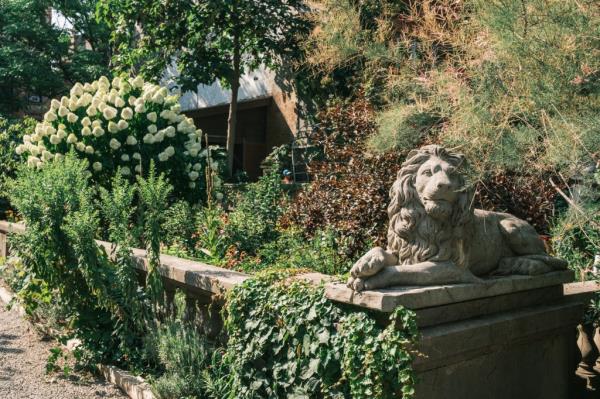 Elizabeth Street Garden 