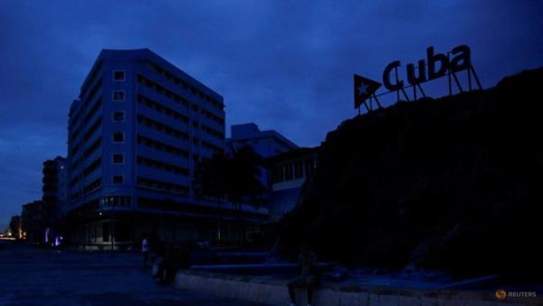 Blackout drags on for second day in Cuba