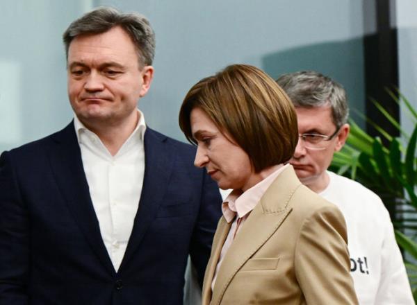 Partial results show Moldovans voting ‘no’ in referendum on joining EU