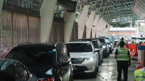 Driver charged with taking photos of ICA officer at Woodlands Checkpoint now accused of lying to police