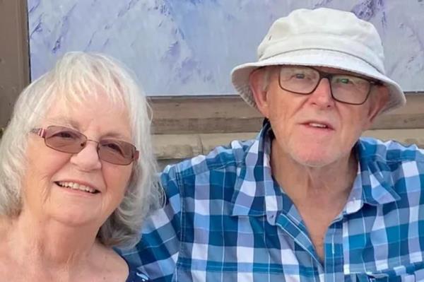 Birgitte Grimstad and Gary Fisher posing for a picture