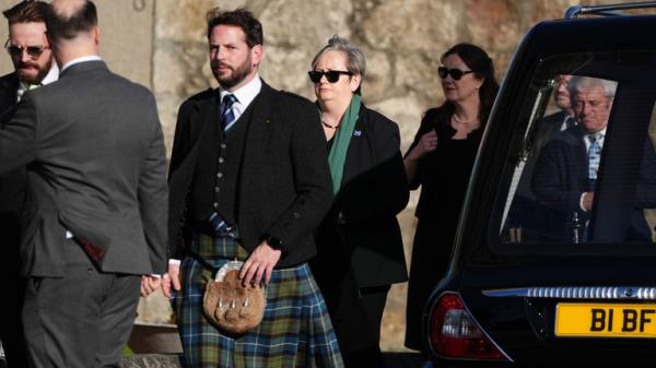 Joanna Cherry (centre) arrives for the funeral service of former first minister of Scotland Alex Salmond, at Strichen Parish Church in Strichen, Fraserburgh. The former Alba Party and SNP leader died of a heart attack while attending a co<em></em>nference in North Macedo<em></em>nia earlier this month. Picture date: Tuesday October 29, 2024.