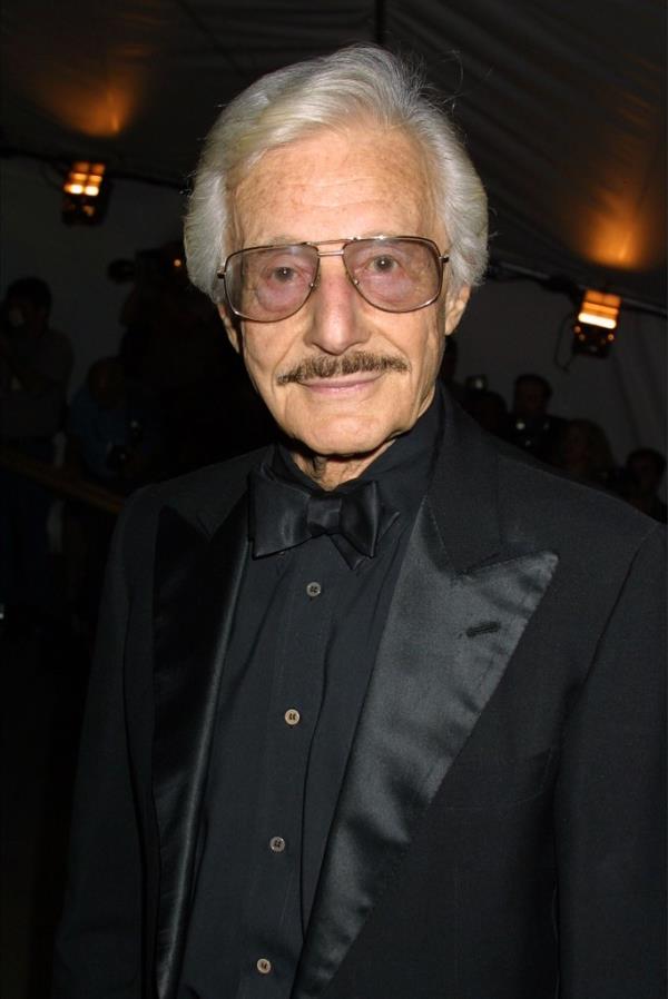 Oleg Cassini.